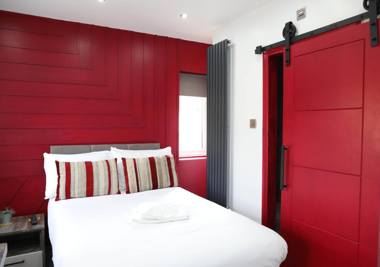Cb Stays - Private Rooms With Ensuite And Kitchenette In بيتربرو المظهر الخارجي الصورة