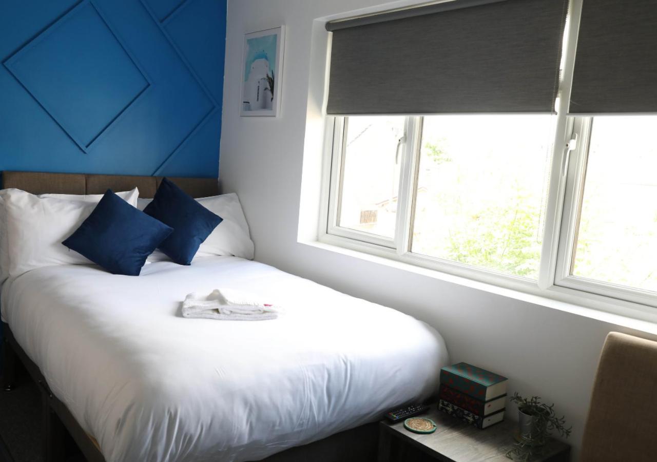 Cb Stays - Private Rooms With Ensuite And Kitchenette In بيتربرو المظهر الخارجي الصورة